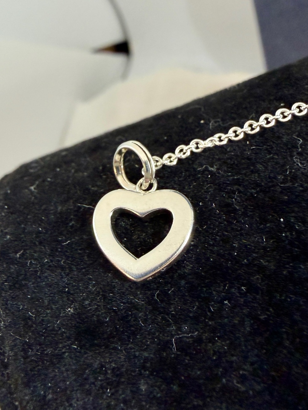 TIFFANY & CO. Sterling Silver Open Mini Solid 4 Hearts Bracelet; 7.75” w/ COA - Picture 13 of 14